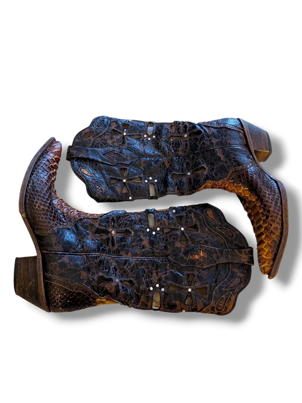 CORRAL Musgo Python Boot with Cross Trim 9 - Picture 2 of 6